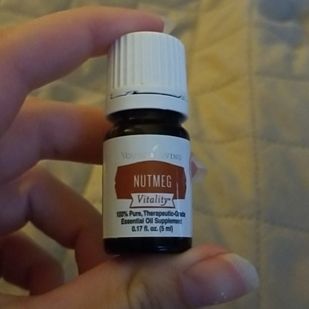 Young Living 5ml Nutmeg, unopened